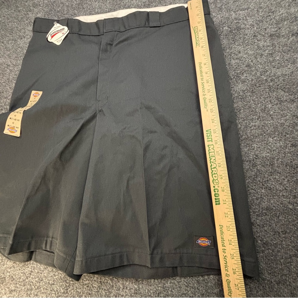 Dickies Men Work Shorts Size 42 Charcoal Gray Solid Twill Work Loose Fit 13" NWT - Picture 8 of 15